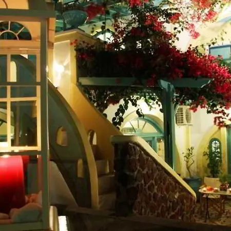 Anastasia Princess Luxury Residence, Adults Only 4* Perissa (Santorini)